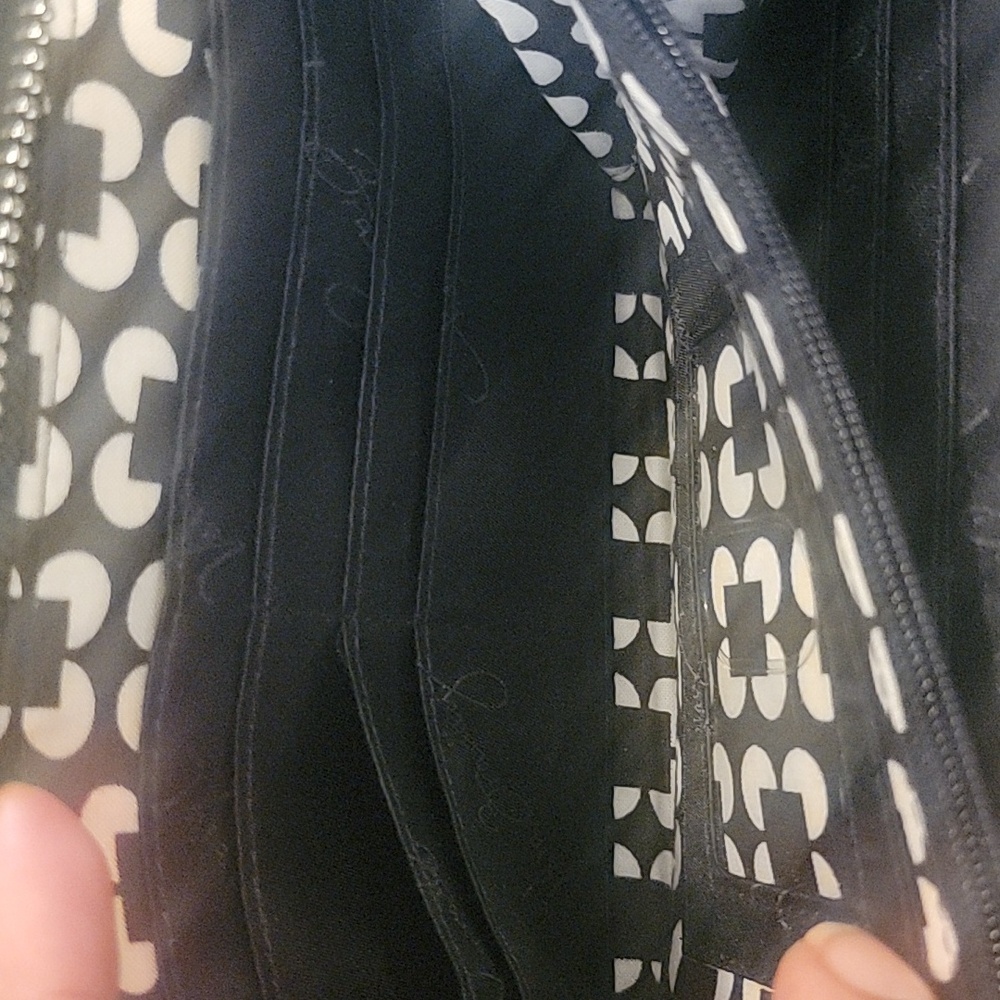 Vera Bradley Navy Wallet - Picture 8 of 9